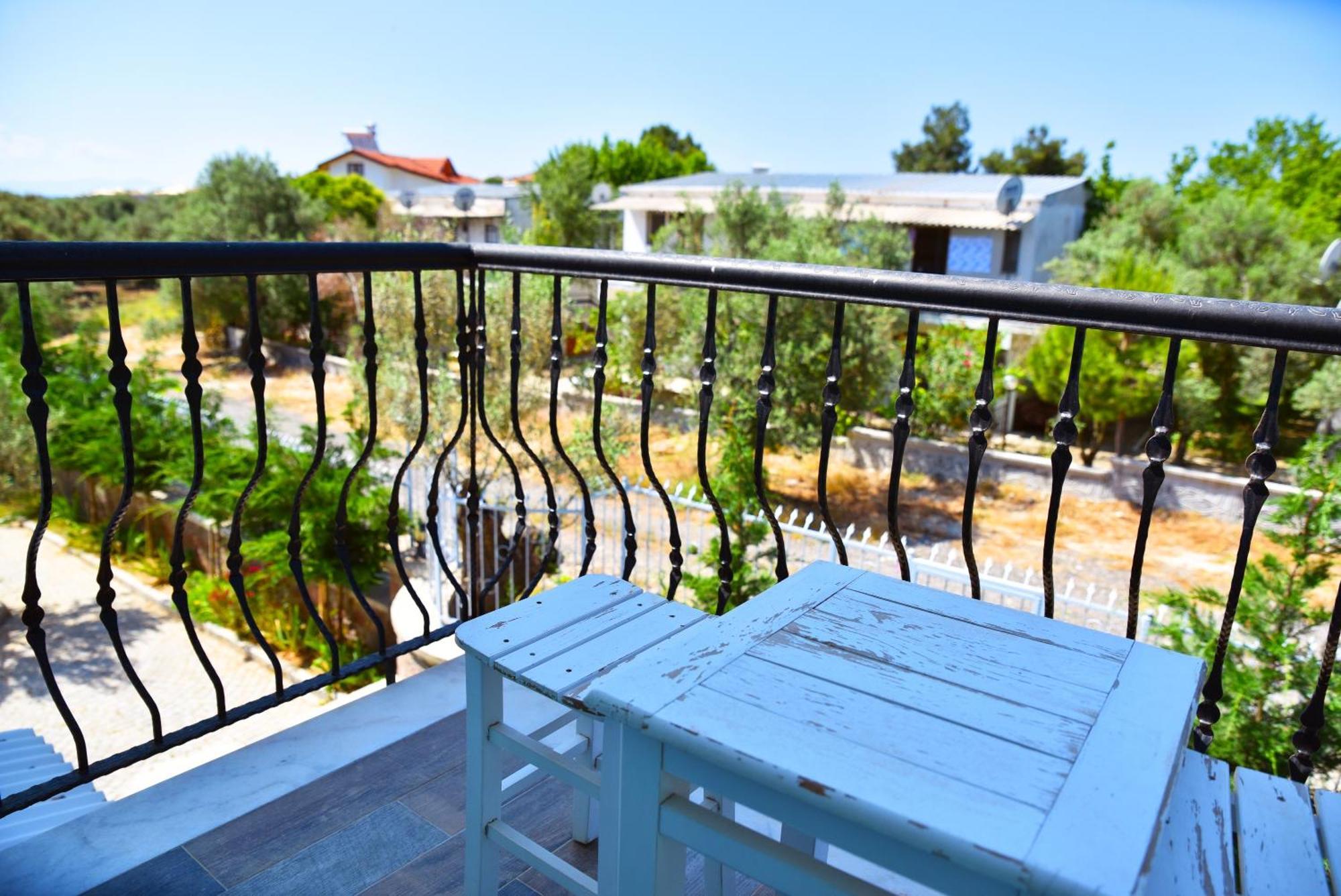 Zeytin Arasi Apart Otel Ayvalı Pokój zdjęcie